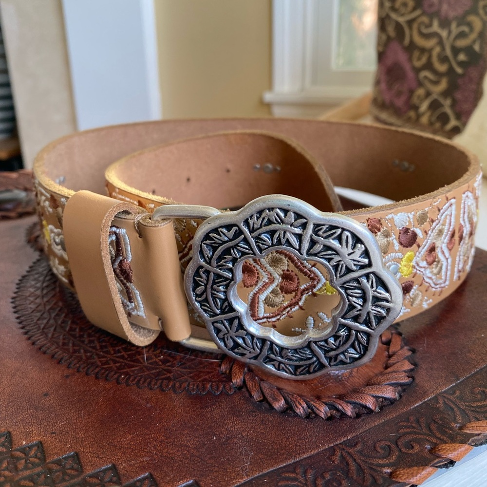 Vintage Embroidered Genuine Leather Belt / S
